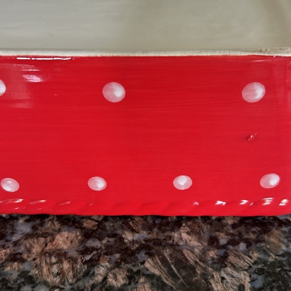 GRACES BAKE SHOP 8X8 GINGERBREAD AND CANDY CANE CASSEROLE BAKING DISH - Picture 4 of 6